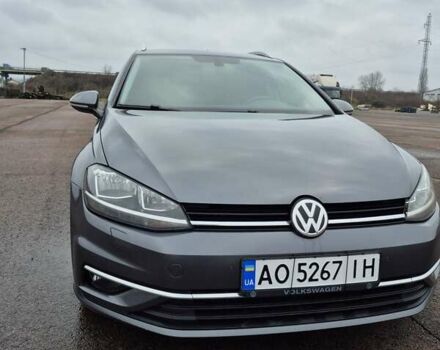 Серый Фольксваген Гольф, объемом двигателя 1.97 л и пробегом 300 тыс. км за 11000 $, фото 1 на Automoto.ua