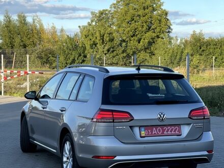 Фольксваген Гольф 2017 в Нововолынск на Automoto.ua Серый Фольксваген Гольф, объемом двигателя 1.97 л и пробегом 178 тыс. км за 12800 $, фото 1 на Automoto.ua