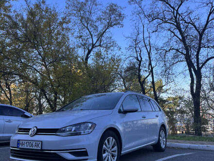 Сірий Фольксваген Гольф, об'ємом двигуна 1.8 л та пробігом 137 тис. км за 13500 $, фото 1 на Automoto.ua