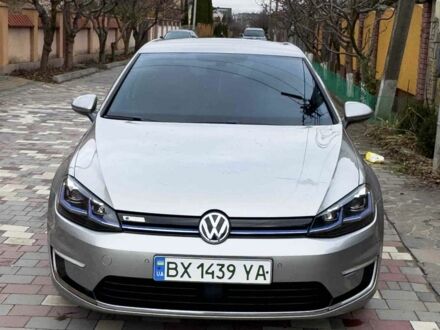 Серый Фольксваген Гольф, объемом двигателя 0 л и пробегом 180 тыс. км за 12000 $, фото 1 на Automoto.ua