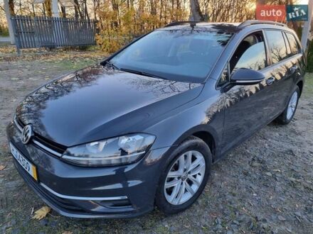 Серый Фольксваген Гольф, объемом двигателя 1.6 л и пробегом 160 тыс. км за 13999 $, фото 1 на Automoto.ua