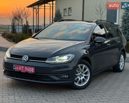 Серый Фольксваген Гольф, объемом двигателя 1.6 л и пробегом 248 тыс. км за 12500 $, фото 1 на Automoto.ua