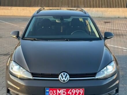 Серый Фольксваген Гольф, объемом двигателя 1.6 л и пробегом 247 тыс. км за 12600 $, фото 1 на Automoto.ua