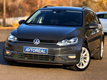 Серый Фольксваген Гольф, объемом двигателя 2 л и пробегом 330 тыс. км за 15300 $, фото 1 на Automoto.ua