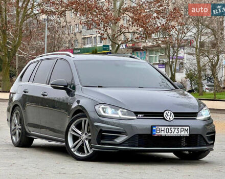 Серый Фольксваген Гольф, объемом двигателя 1.97 л и пробегом 284 тыс. км за 13500 $, фото 1 на Automoto.ua