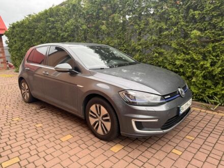 Серый Фольксваген Гольф, объемом двигателя 0 л и пробегом 125 тыс. км за 12200 $, фото 1 на Automoto.ua