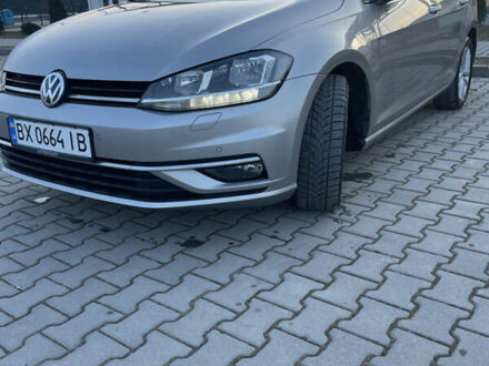 Серый Фольксваген Гольф, объемом двигателя 1.6 л и пробегом 274 тыс. км за 12500 $, фото 1 на Automoto.ua