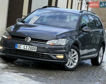 Серый Фольксваген Гольф, объемом двигателя 1.6 л и пробегом 267 тыс. км за 12850 $, фото 1 на Automoto.ua