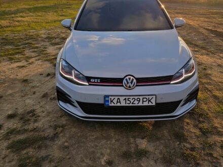 Фольксваген Гольф 2018 в Одессе на Automoto.ua Серый Фольксваген Гольф, объемом двигателя 2 л и пробегом 142 тыс. км за 21500 $, фото 1 на Automoto.ua