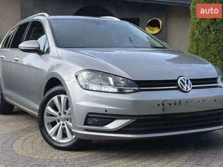 Серый Фольксваген Гольф, объемом двигателя 1.6 л и пробегом 235 тыс. км за 11999 $, фото 1 на Automoto.ua