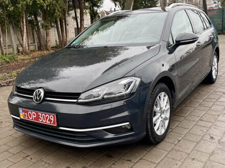 Серый Фольксваген Гольф, объемом двигателя 2 л и пробегом 260 тыс. км за 15750 $, фото 1 на Automoto.ua