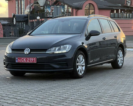 Серый Фольксваген Гольф, объемом двигателя 1.6 л и пробегом 198 тыс. км за 13599 $, фото 1 на Automoto.ua