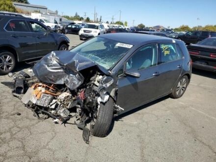 Сірий Фольксваген Гольф, об'ємом двигуна 0 л та пробігом 30 тис. км за 4800 $, фото 1 на Automoto.ua