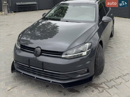 Фольксваген Гольф 2019 в Глубокой на Automoto.ua Серый Фольксваген Гольф, объемом двигателя 1.97 л и пробегом 250 тыс. км за 16999 $, фото 1 на Automoto.ua