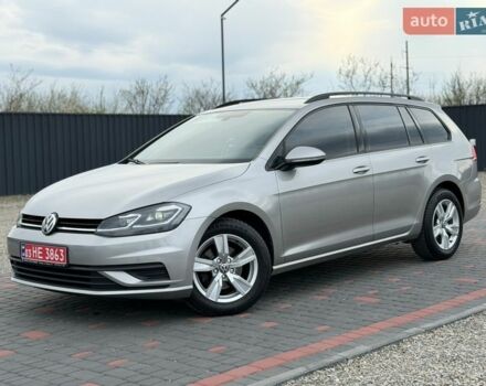 Серый Фольксваген Гольф, объемом двигателя 1.6 л и пробегом 245 тыс. км за 12700 $, фото 1 на Automoto.ua