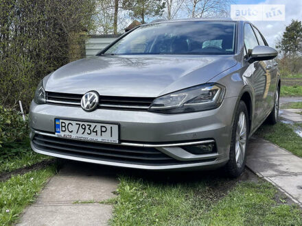 Фольксваген Гольф 2019 в Львове на Automoto.ua Серый Фольксваген Гольф, объемом двигателя 1.6 л и пробегом 198 тыс. км за 17300 $, фото 1 на Automoto.ua