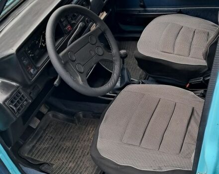 Синий Фольксваген Гольф, объемом двигателя 1.3 л и пробегом 232 тыс. км за 2500 $, фото 1 на Automoto.ua