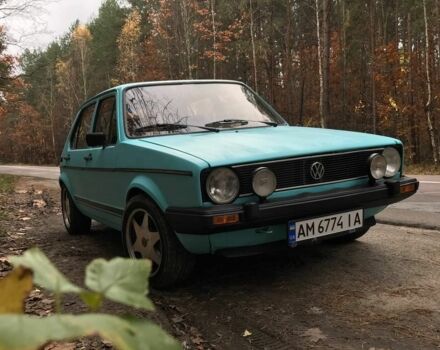 Синий Фольксваген Гольф, объемом двигателя 1.3 л и пробегом 232 тыс. км за 2500 $, фото 5 на Automoto.ua