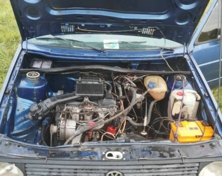 Синій Фольксваген Гольф, об'ємом двигуна 1.6 л та пробігом 200 тис. км за 1100 $, фото 3 на Automoto.ua