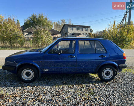 Синий Фольксваген Гольф, объемом двигателя 1.27 л и пробегом 300 тыс. км за 1550 $, фото 1 на Automoto.ua