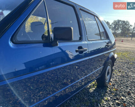 Синий Фольксваген Гольф, объемом двигателя 1.27 л и пробегом 300 тыс. км за 1550 $, фото 9 на Automoto.ua