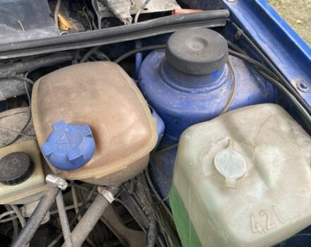 Синій Фольксваген Гольф, об'ємом двигуна 1.8 л та пробігом 400 тис. км за 1400 $, фото 1 на Automoto.ua