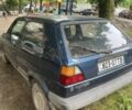 Синий Фольксваген Гольф, объемом двигателя 1.6 л и пробегом 400 тыс. км за 400 $, фото 1 на Automoto.ua