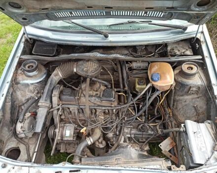 Синий Фольксваген Гольф, объемом двигателя 1.8 л и пробегом 468 тыс. км за 600 $, фото 11 на Automoto.ua