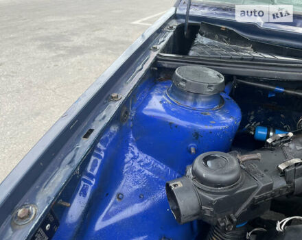 Синий Фольксваген Гольф, объемом двигателя 1.3 л и пробегом 250 тыс. км за 1100 $, фото 8 на Automoto.ua