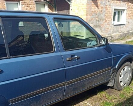 Синий Фольксваген Гольф, объемом двигателя 1.6 л и пробегом 500 тыс. км за 1500 $, фото 7 на Automoto.ua