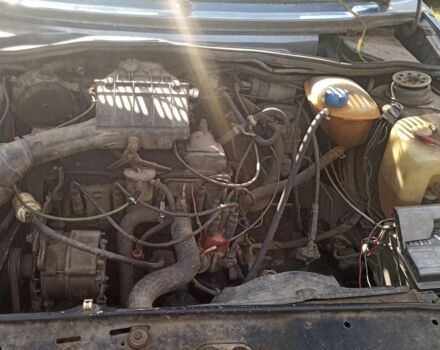 Синий Фольксваген Гольф, объемом двигателя 1.6 л и пробегом 500 тыс. км за 1500 $, фото 3 на Automoto.ua