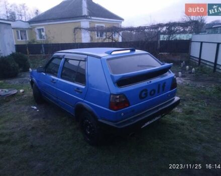 Синий Фольксваген Гольф, объемом двигателя 1.6 л и пробегом 477 тыс. км за 1800 $, фото 2 на Automoto.ua