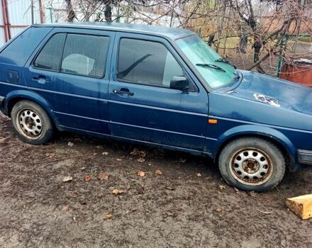 Синий Фольксваген Гольф, объемом двигателя 1.6 л и пробегом 290 тыс. км за 700 $, фото 1 на Automoto.ua