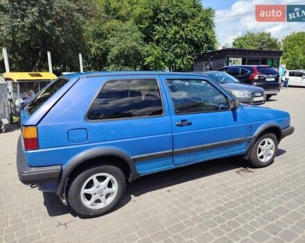 Синий Фольксваген Гольф, объемом двигателя 1.6 л и пробегом 300 тыс. км за 1100 $, фото 3 на Automoto.ua