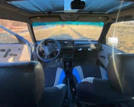 Синий Фольксваген Гольф, объемом двигателя 1.3 л и пробегом 218 тыс. км за 760 $, фото 3 на Automoto.ua