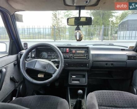 Синій Фольксваген Гольф, об'ємом двигуна 1.3 л та пробігом 714 тис. км за 1500 $, фото 6 на Automoto.ua