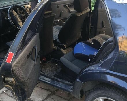 Синій Фольксваген Гольф, об'ємом двигуна 1.6 л та пробігом 300 тис. км за 500 $, фото 9 на Automoto.ua