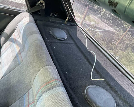 Синий Фольксваген Гольф, объемом двигателя 1.8 л и пробегом 400 тыс. км за 1700 $, фото 5 на Automoto.ua