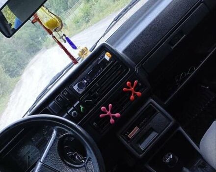 Синій Фольксваген Гольф, об'ємом двигуна 1.6 л та пробігом 300 тис. км за 1350 $, фото 2 на Automoto.ua