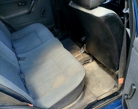 Синий Фольксваген Гольф, объемом двигателя 1.3 л и пробегом 225 тыс. км за 1050 $, фото 5 на Automoto.ua