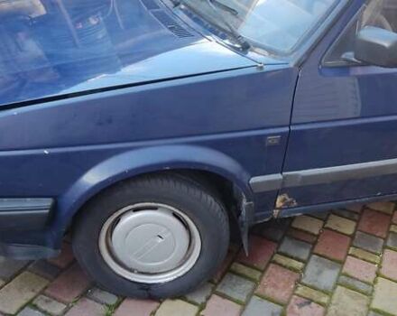 Синий Фольксваген Гольф, объемом двигателя 1.6 л и пробегом 399 тыс. км за 1200 $, фото 2 на Automoto.ua