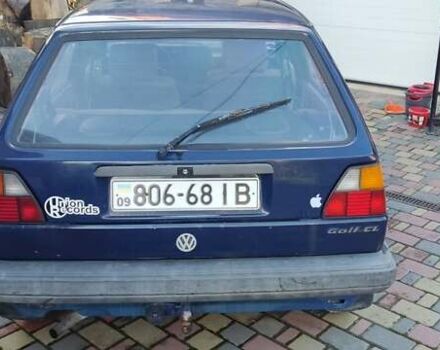 Синий Фольксваген Гольф, объемом двигателя 1.6 л и пробегом 399 тыс. км за 1200 $, фото 6 на Automoto.ua