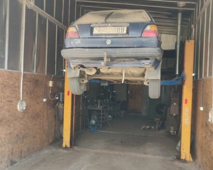 Синій Фольксваген Гольф, об'ємом двигуна 1 л та пробігом 256 тис. км за 761 $, фото 2 на Automoto.ua