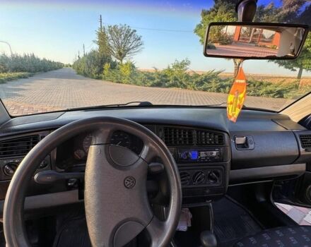 Синий Фольксваген Гольф, объемом двигателя 1.8 л и пробегом 230 тыс. км за 2400 $, фото 2 на Automoto.ua