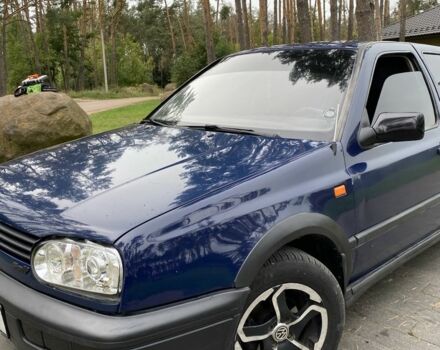 Синий Фольксваген Гольф, объемом двигателя 1.4 л и пробегом 240 тыс. км за 2150 $, фото 1 на Automoto.ua