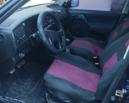 Синий Фольксваген Гольф, объемом двигателя 1.9 л и пробегом 300 тыс. км за 1330 $, фото 4 на Automoto.ua