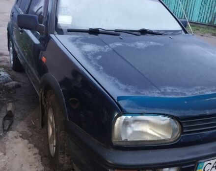 Синий Фольксваген Гольф, объемом двигателя 1.9 л и пробегом 300 тыс. км за 1330 $, фото 1 на Automoto.ua