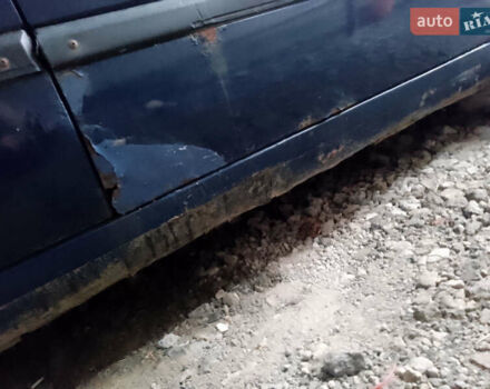 Синий Фольксваген Гольф, объемом двигателя 1.78 л и пробегом 250 тыс. км за 900 $, фото 6 на Automoto.ua