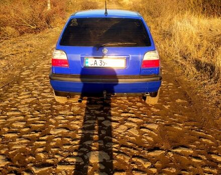 Синій Фольксваген Гольф, об'ємом двигуна 1.8 л та пробігом 175 тис. км за 2300 $, фото 8 на Automoto.ua