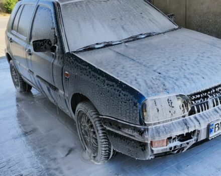 Синій Фольксваген Гольф, об'ємом двигуна 1.8 л та пробігом 350 тис. км за 2500 $, фото 2 на Automoto.ua